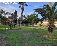 Parcela residencial, industrial, dotacional en Alicante.