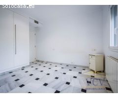 Exclusiva Villa de Lujo en Alicante Golf: Confort, Espacios Inigualables y