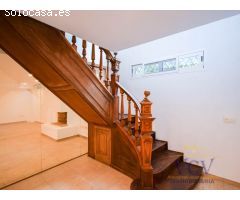 Exclusiva Villa de Lujo en Alicante Golf: Confort, Espacios Inigualables y