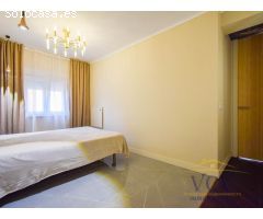 Ático Exclusivo Reformado con Estilo en el Corazón de Alicante