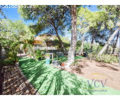 Espectacular Vivienda Independiente con Gran Parcela y Amplias Posibilidades en
