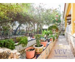 Espectacular Vivienda Independiente con Gran Parcela y Amplias Posibilidades en