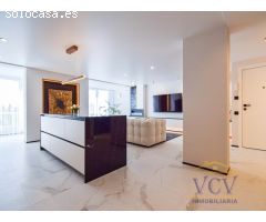 Exclusividad y Diseño con Vistas al Mar: Piso de Lujo Reformado