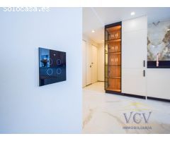 Exclusividad y Diseño con Vistas al Mar: Piso de Lujo Reformado