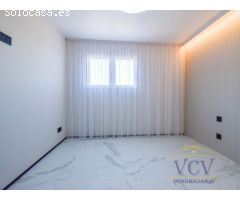 Exclusividad y Diseño con Vistas al Mar: Piso de Lujo Reformado