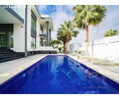 Exclusivo Chalet de Lujo en Alicante: Espacios Amplios, Diseño Premium y Máximo
