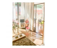 Ático Exclusivo en el Corazón de Alicante: Luz, Comodidad y una Terraza de
