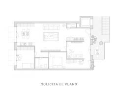 Ático Exclusivo en el Corazón de Alicante: Luz, Comodidad y una Terraza de