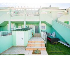 Encantadora Vivienda Adosada Reformada con Gran Terraza en Gran Alacant