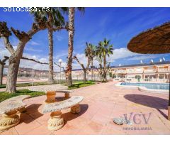 Encantadora Vivienda Adosada Reformada con Gran Terraza en Gran Alacant