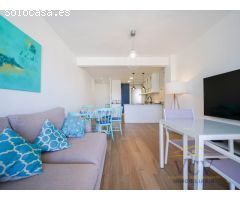 Vistas Incomparables al Mar en Primera Línea: Vivienda Reformada con Encanto en