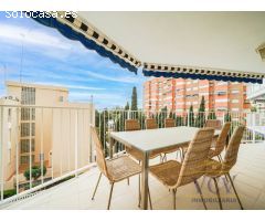 Apartamento con Terraza y Vistas al Mar a Solo 2 Minutos de la Playa - ¡Una Joya