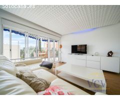 Apartamento con Terraza y Vistas al Mar a Solo 2 Minutos de la Playa - ¡Una Joya