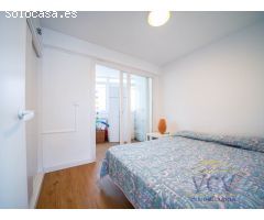 Apartamento con Terraza y Vistas al Mar a Solo 2 Minutos de la Playa - ¡Una Joya