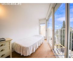 Apartamento con Terraza y Vistas al Mar a Solo 2 Minutos de la Playa - ¡Una Joya