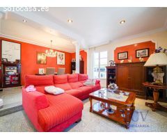 Exclusivo Chalet con Encanto Mediterráneo, Piscina Privada y Patio Andaluz en