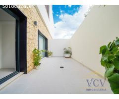 Exclusiva Villa de Lujo con Vistas Panorámicas y Diseño Vanguardista
