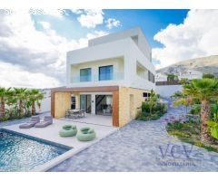 Exclusiva Villa de Lujo con Vistas Panorámicas y Diseño Vanguardista