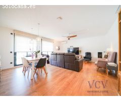 Chalet de diseño moderno con piscina, tecnología avanzada y eficiencia