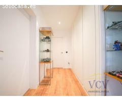Chalet de diseño moderno con piscina, tecnología avanzada y eficiencia
