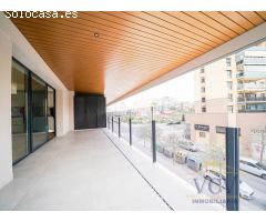 Exclusiva vivienda de obra nueva con gran terraza en Playa de San Juan