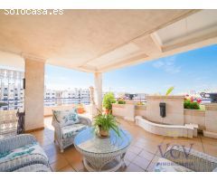 Exclusivo Ático con Vistas Panorámicas y Terraza Privada en Playa de San Juan