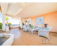 Exclusivo Ático con Vistas Panorámicas y Terraza Privada en Playa de San Juan