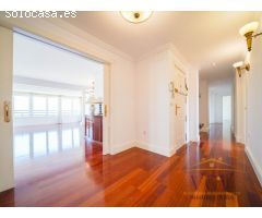 Exclusivo Ático con Vistas Panorámicas y Terraza Privada en Playa de San Juan