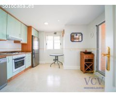 Exclusivo Ático con Vistas Panorámicas y Terraza Privada en Playa de San Juan