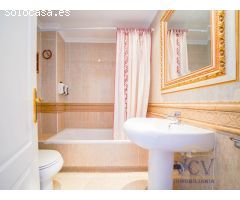 Exclusivo Ático con Vistas Panorámicas y Terraza Privada en Playa de San Juan