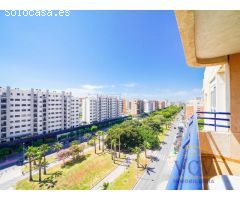 Exclusivo Ático con Vistas Panorámicas y Terraza Privada en Playa de San Juan