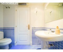 Exclusivo Ático con Vistas Panorámicas y Terraza Privada en Playa de San Juan