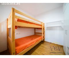 Tu Refugio en Gran Alacant: Encantador Bungalow con Vistas, Terraza y Espacios
