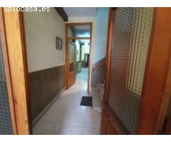 CASA EN EL CENTRO PARA REFORMAR CON GARAJE