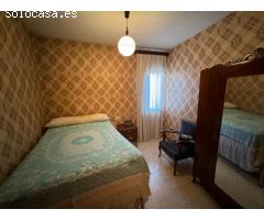CASA EN EL CENTRO PARA REFORMAR CON GARAJE