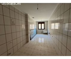 VIVIENDA CON TERRAZA EN PEÑAFIEL