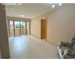 Planta baja con suite y balcón en venta en LArboç