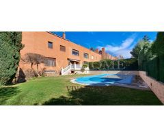 CHALET DE 4 PLANTAS EN LA MEJOR ZONA DE RIVAS VACIAMADRID