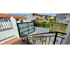 CHALET PAREADO COMPUESTO POR DOS CASAS INDEPENDIENTES EN PARCELA DE 400M2
