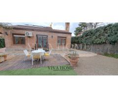 CHALET INDEPENDIENTE TODO EXTERIOR EN UNA SOLA PLANTA Y BUHARDILLA, CON 18