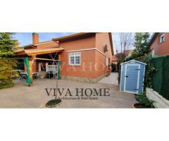 Chalet INDEPENDIENTE TODO EN UNA SOLA PLANTA de 4 habitaciones, con piscina