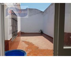 Se vende casa de pueblo en centro de Cartaya, Huelva.