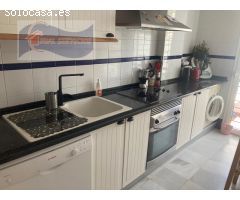 SE ALQUILA ESTUPENDA CASA ADOSADA EN NUEVO PORTIL, HUELVA