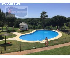 SE ALQUILA BONITO ADOSADO EN CAMPO DE GOLF DE NEUVO PORTIL, HUELVA.