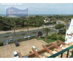 ALQUILER TEMPORAL DE ESTUPENDO ATICO CON MAGNIFICAS VISTAS AL MAR EN NUEVO