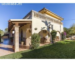 3584 CHALET CON PISCINA Y VISTAS DESPEJADAS AL LAGO MENOR EN ALCUDIA
