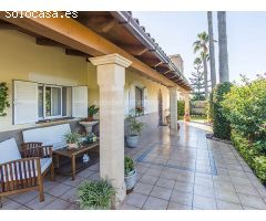 3584 CHALET CON PISCINA Y VISTAS DESPEJADAS AL LAGO MENOR EN ALCUDIA