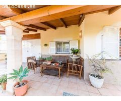 3584 CHALET CON PISCINA Y VISTAS DESPEJADAS AL LAGO MENOR EN ALCUDIA