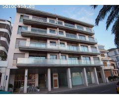 2965 APARTAMENTO EN PRIMERA LÍNEA DEL PUERTO DE ALCUDIA