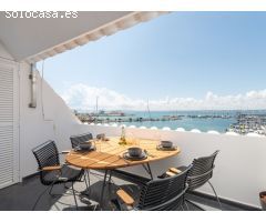 3951 SOBREATICO EN EL PASEO MARÍTIMO DEL PUERTO DE ALCUDIA CON VISTAS A TODA LA